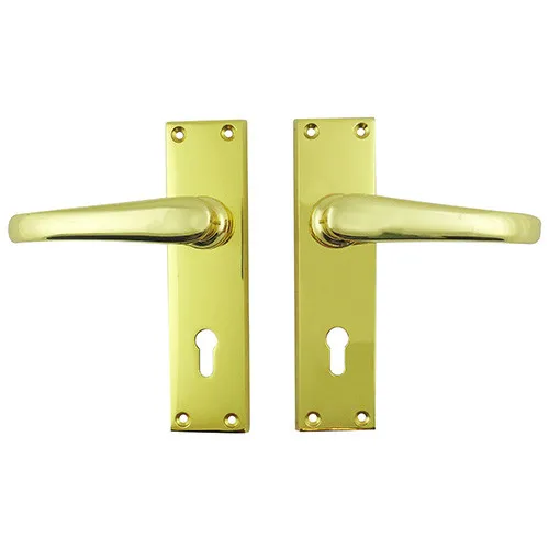 Windsor Plain Vic Lever Lock Furniture