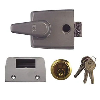 ERA 1630 Deadlocking Nightlatch