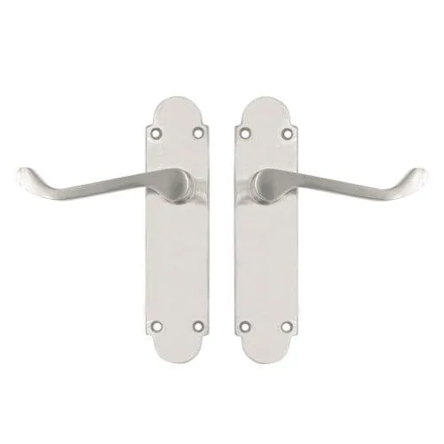 TSS Regent Scroll Lever Handle on Plate Door Furniture